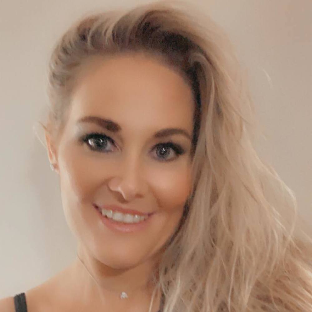 Meet your Posher, Jenny